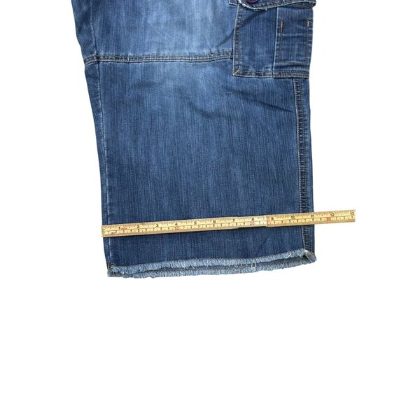 Avenue Jeans Denim Cargo Bermuda Shorts Size 16 Blue Mid-Rise Relaxed Fit - Picture 9 of 9